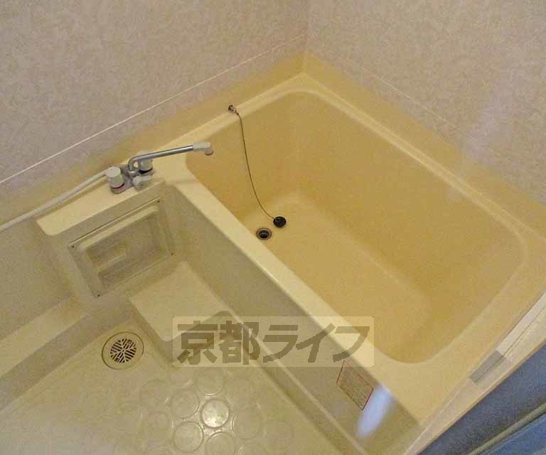 バス・シャワールーム　広々としたキッチンです！