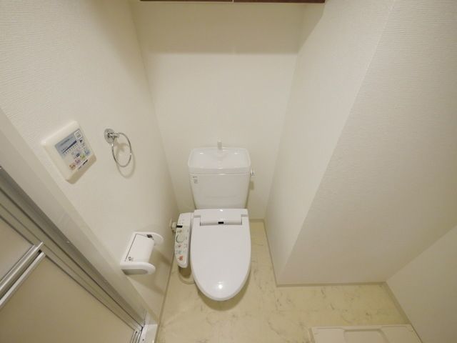 KDXレジデンス小豆沢のトイレ写真