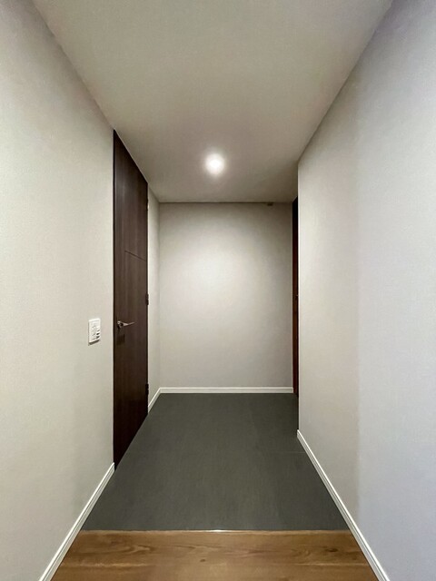 玄関　※写真は同タイプ住戸です。