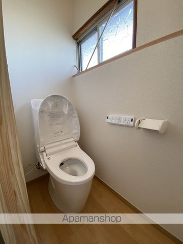 吉岡アパートのトイレ写真
