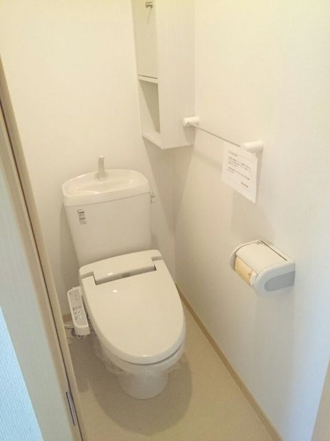 【オビイーズのトイレ】