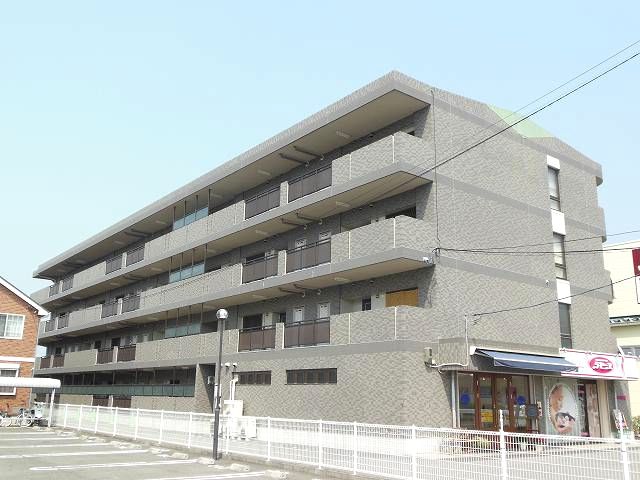 桜井市大字上之庄のマンションの建物外観