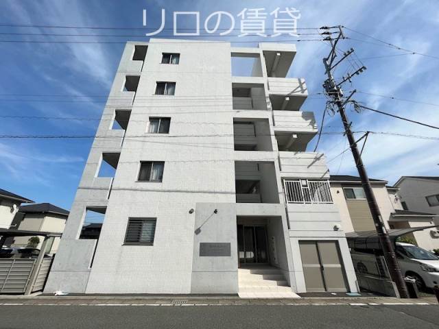 【古賀市美明のマンションの建物外観】