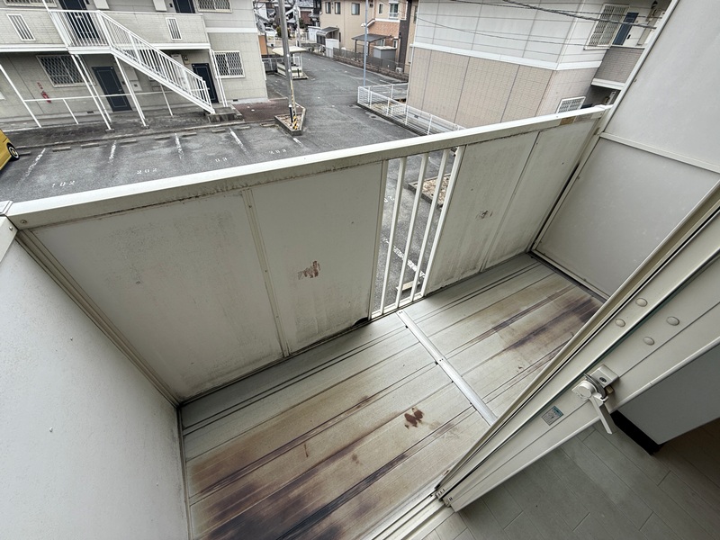 【姫路市勝原区下太田のアパートのバルコニー】