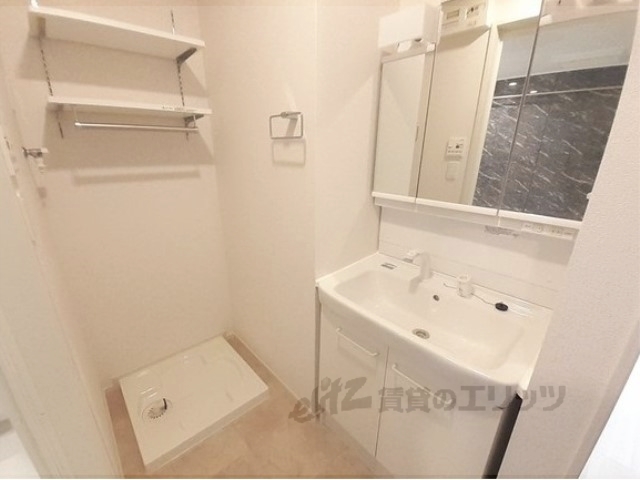 洗面設備　同仕様