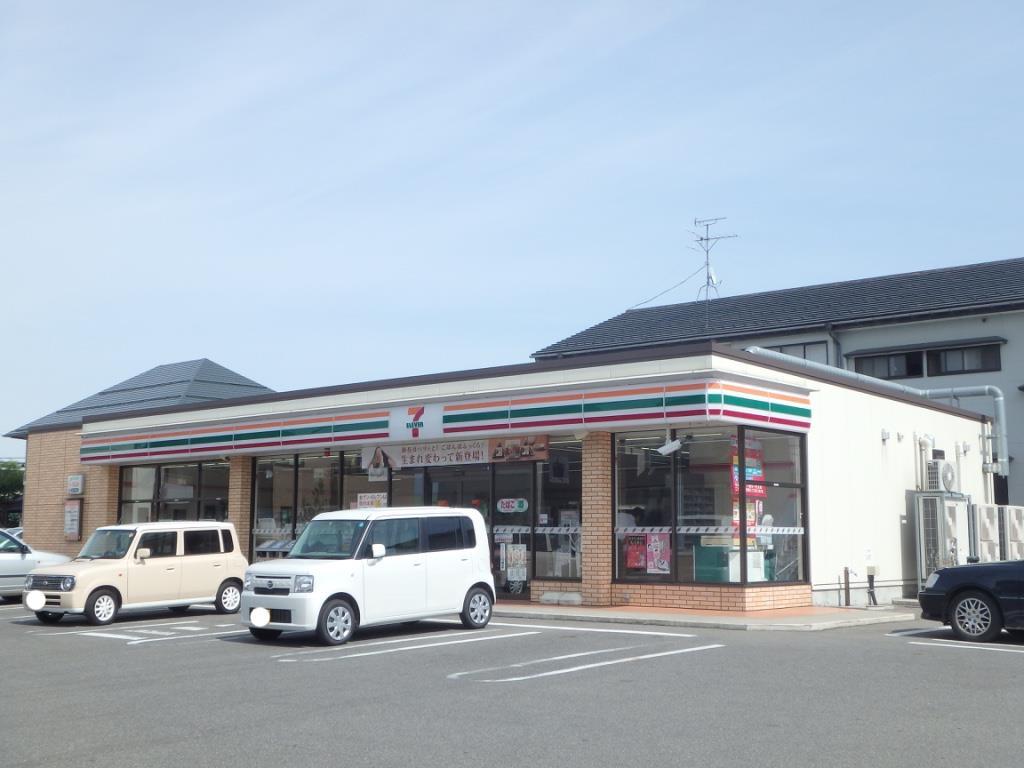 コンビニ　セブンイレブン新潟姥ケ山店（コンビニ）まで271m