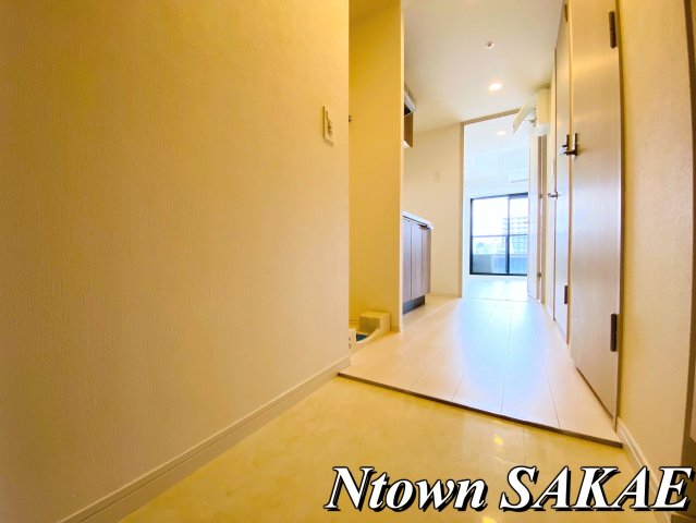 玄関　落ち着いた玄関です