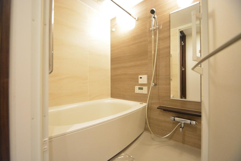 バス・シャワールーム