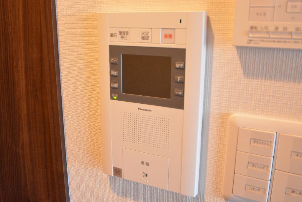 セキュリティ　カメラ付インターホン