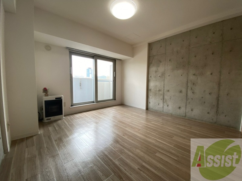 居室・リビング　明るいお部屋は気持ちよく過ごせそうですね。