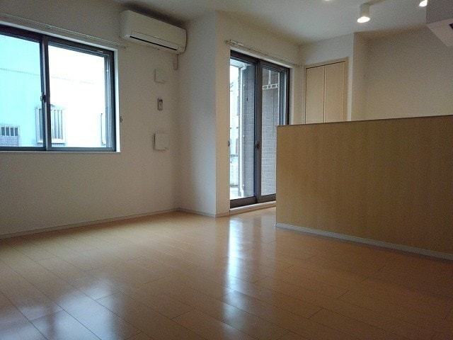 居室・リビング　リビング