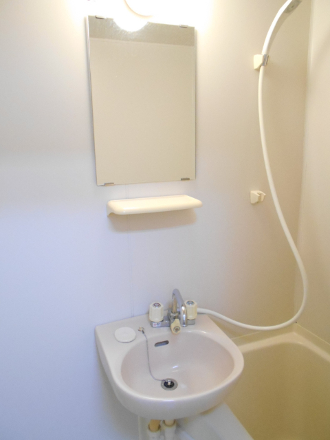 洗面設備　駐車場