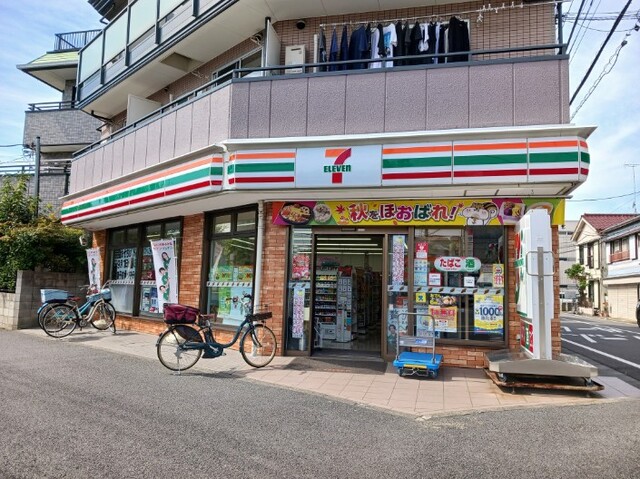 コンビニ　セブンイレブン川崎渡田東店（コンビニ）まで82m