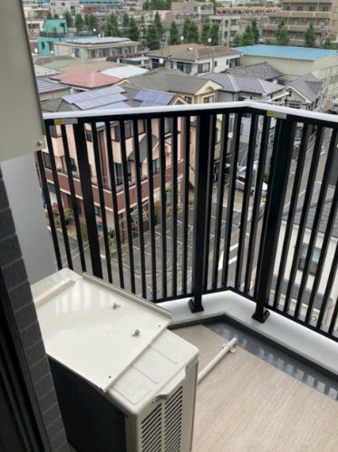 バルコニー　【女性のお一人暮らしでも安心のセキュリティ♪】