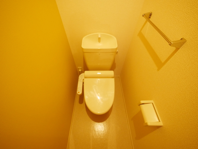 トイレ　★温水洗浄便座のトイレです★