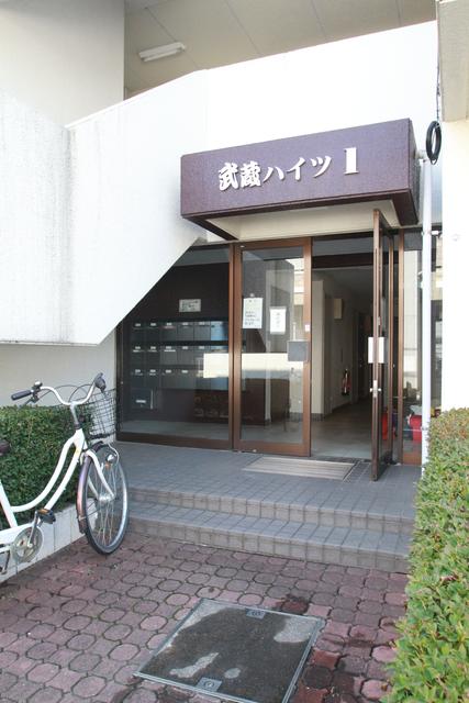 エントランス　エントランス