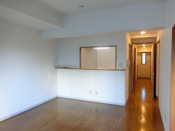 居室・リビング　広々としたリビング！