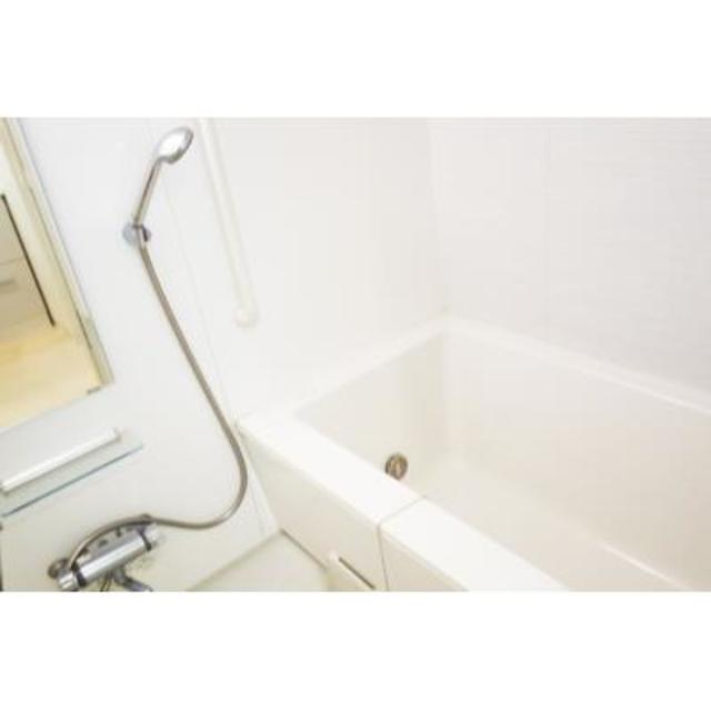 バス・シャワールーム　※写真は同タイプ住戸です。