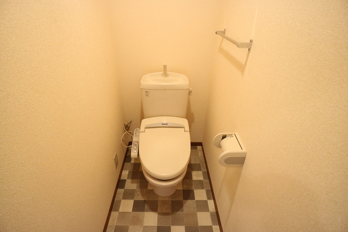 トイレ　トイレ(温水洗浄暖房便座)