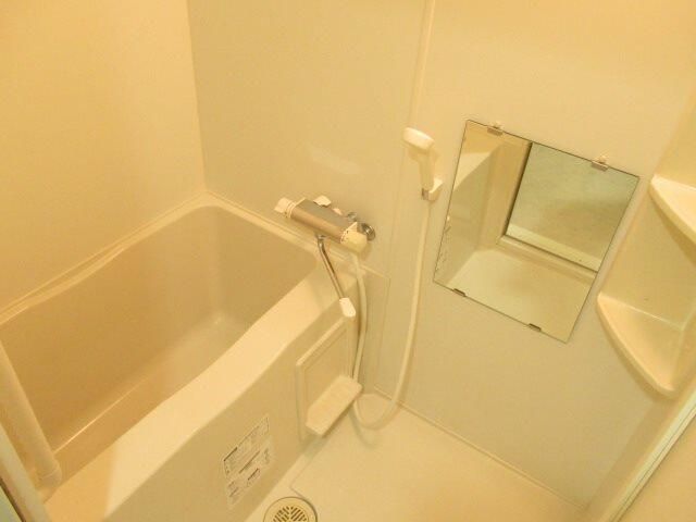 バス・シャワールーム　別部屋参考写真