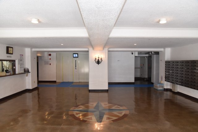 エントランス　エントランス