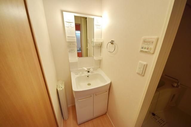 洗面設備　★生活に便利な独立洗面台です★