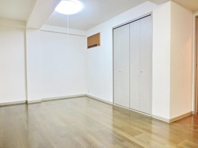 居室・リビング　★ＬＤＫ・収納つき★