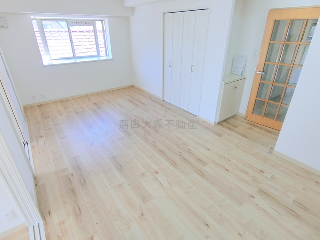 居室・リビング　LDK10.7帖　リビングダイニングキッチン！