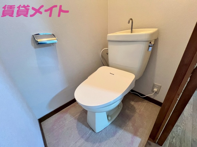 トイレ　別部屋画像参考