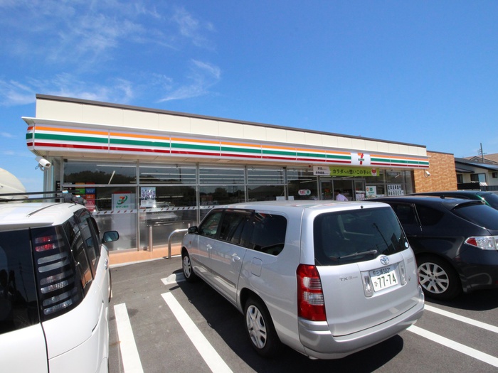 コンビニ　セブンイレブン日進野方町稲荷店（コンビニ）まで1000m