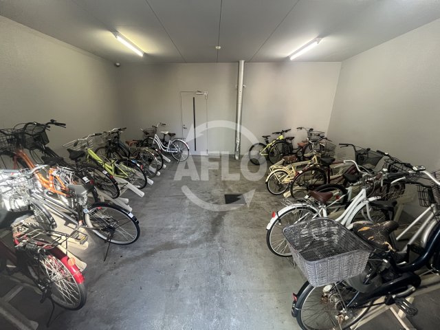 その他　キャッスル北沢新大阪　駐輪場