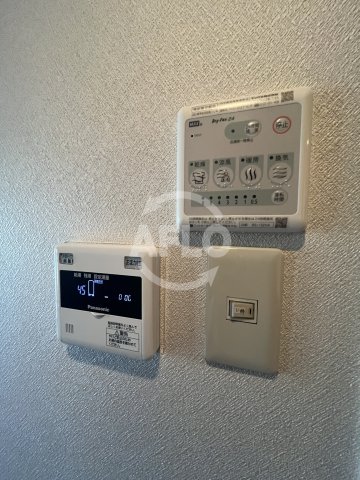 その他設備　キャッスル北沢新大阪　浴室乾燥機