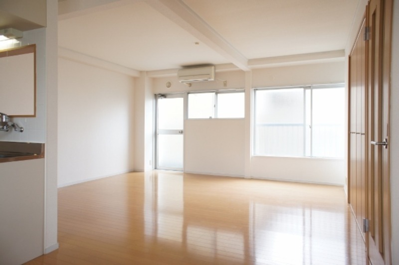 居室・リビング　図面と現状に相違がある場合には現状を優先