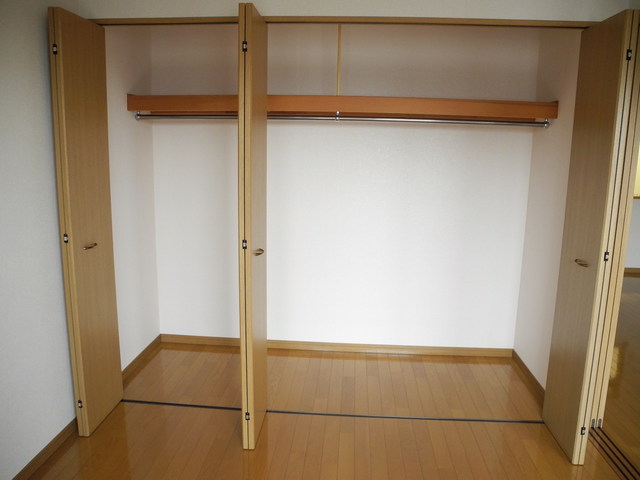 収納　※写真は反転タイプの503号室のものとなります※