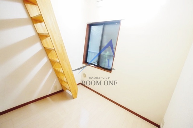 居室・リビング　洋室のお部屋です。