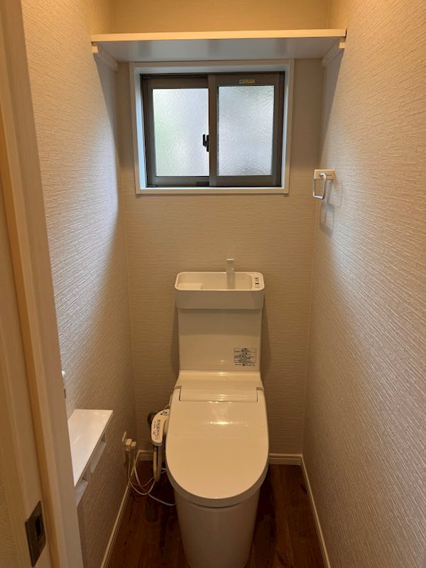 袖ヶ浦5丁目貸家のトイレ写真