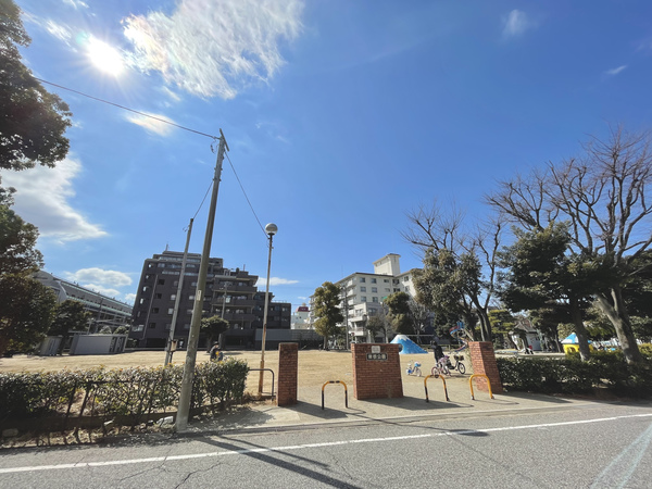公園　行徳駅前公園（公園）まで528m