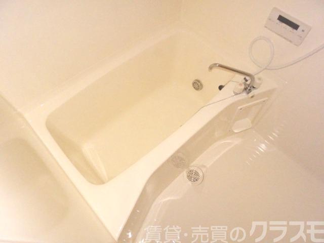 バス・シャワールーム　追い焚き機能付きバス♪
