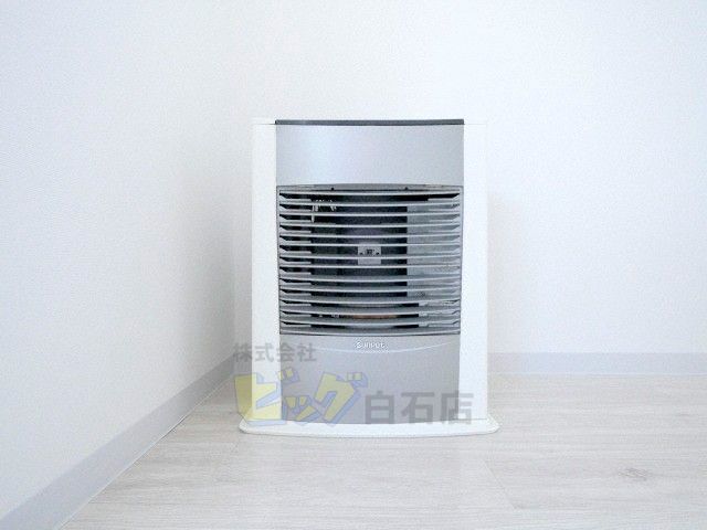 その他設備　経済的で暖かい灯油ストーブ完備しています♪
