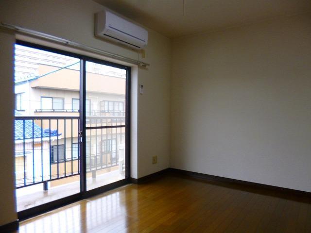 眺望　補修後、室内物干しがつきます