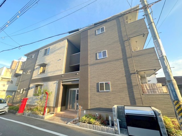 建物外観　綺麗な外観の素敵なお部屋があなたを待っています。