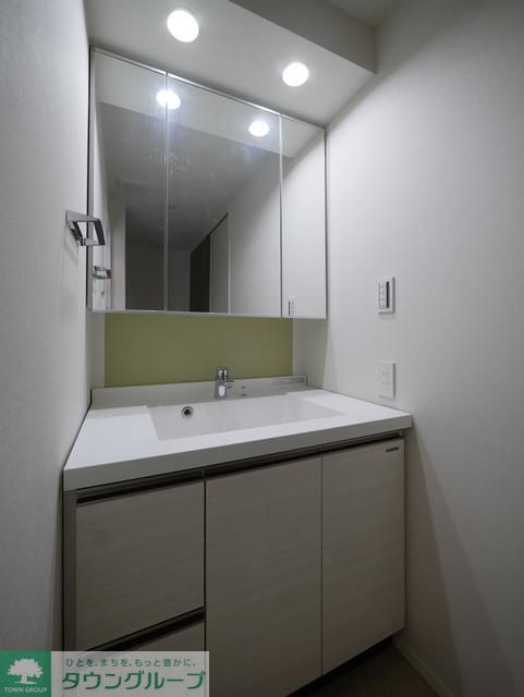 トイレ　※写真は同タイプ住戸です。