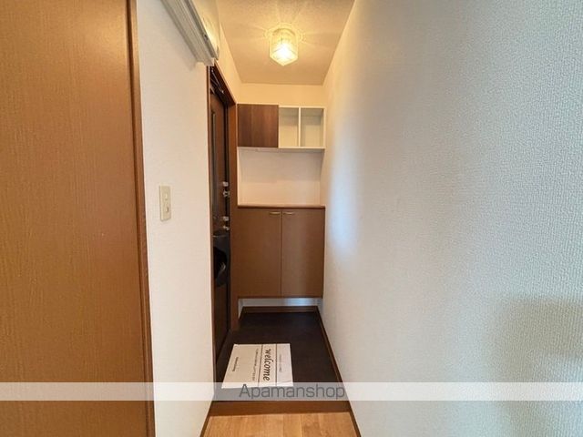 トリアノンみどりが丘 A棟の玄関写真