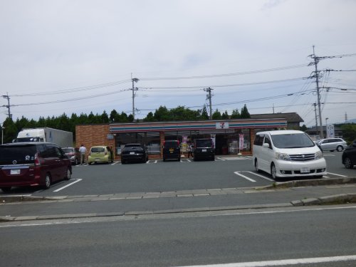 コンビニ　セブンイレブン 熊本大津美咲野店（コンビニ）まで595m