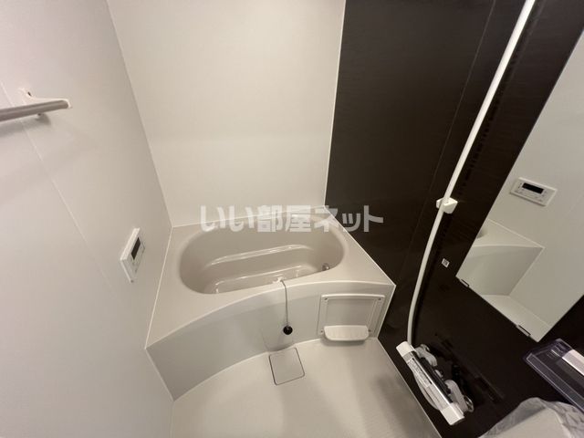 仙台市地下鉄東西線 六丁の目駅 徒歩5分 7階建 築3年の風呂写真