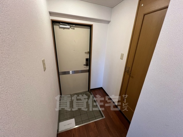 地下鉄御堂筋線 なかもず駅 徒歩5分 5階建 築25年の玄関写真