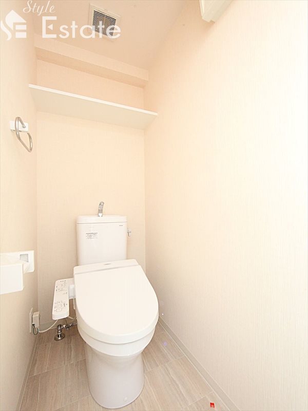 地下鉄鶴舞線 浅間町駅 徒歩7分 12階建 築10年のトイレ写真