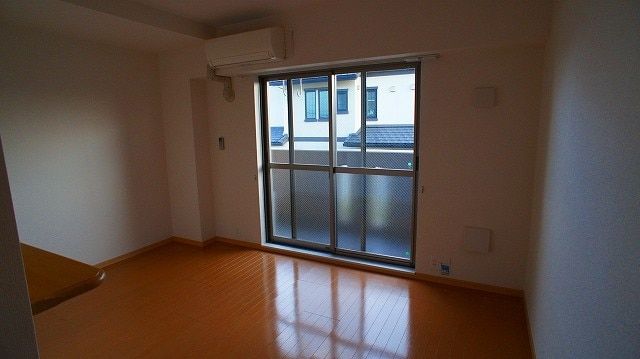 ＪＲ高崎線 深谷駅 3階建 築17年の居間写真