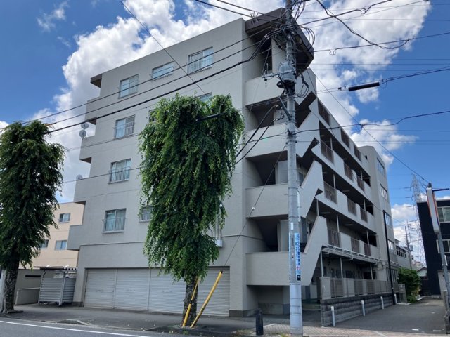 富士見マンションＡ棟の建物外観