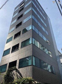 東京都新宿区西新宿８（一戸建）の賃貸物件の外観
